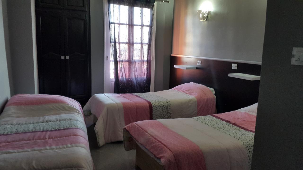 Hotel La Brise Айн-эль-Турк Экстерьер фото